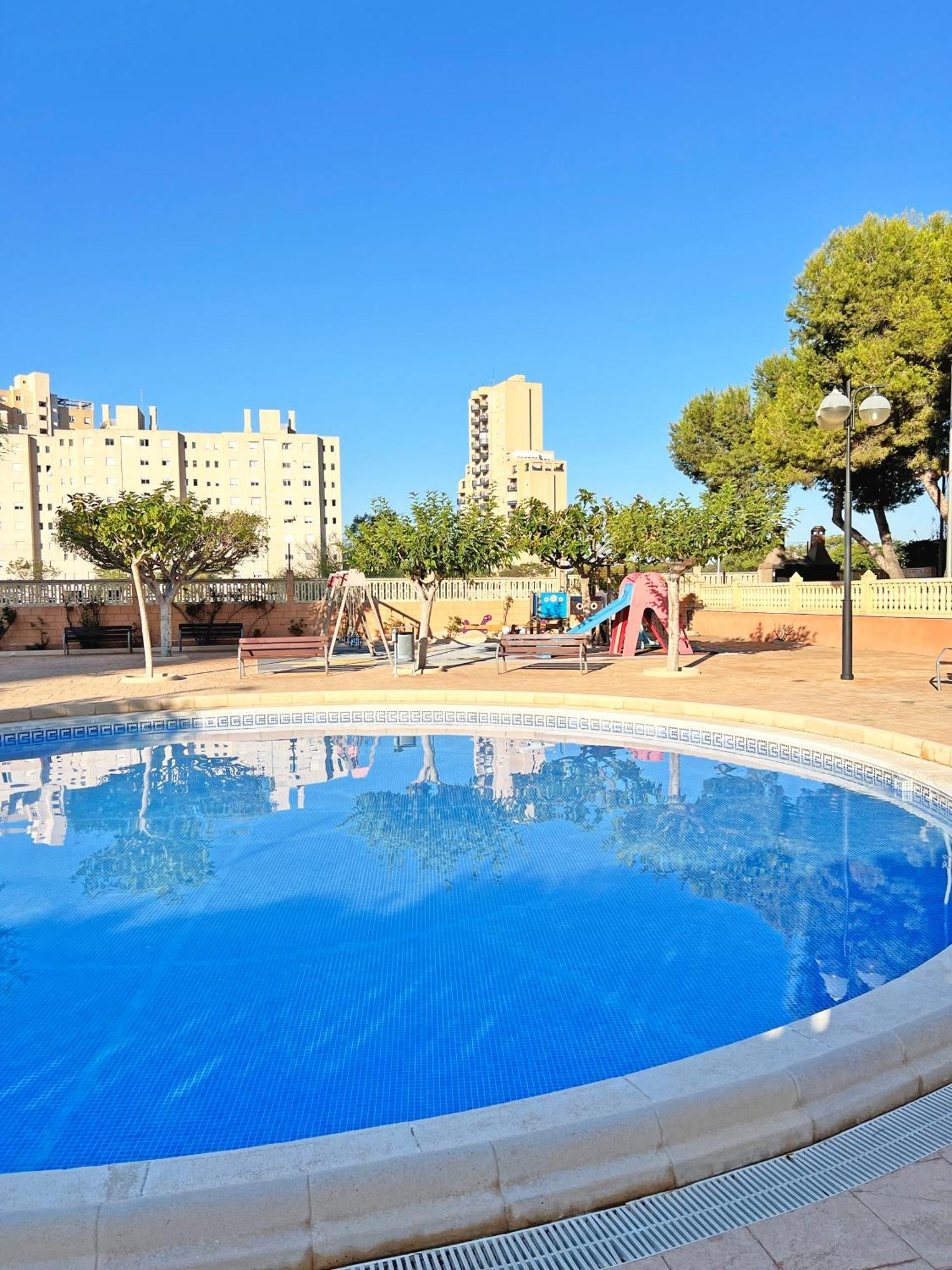 Apartament Coqueto Con Piscina, Nuevo A 50M Del Mar, Parking Gratis El Campello Zewnętrze zdjęcie